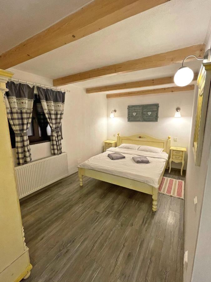 Cabana Din Groapa Frumoasa Рышнов Экстерьер фото