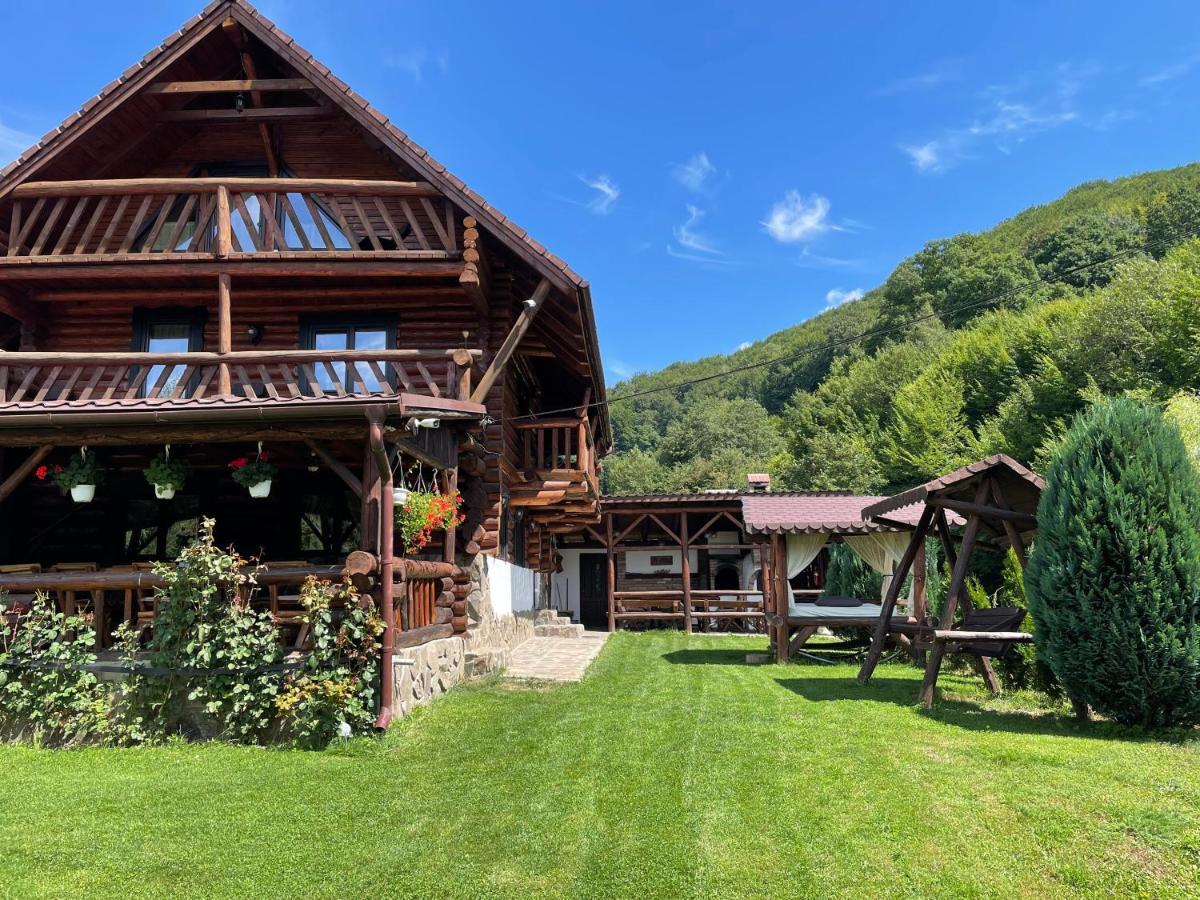 Cabana Din Groapa Frumoasa Рышнов Экстерьер фото