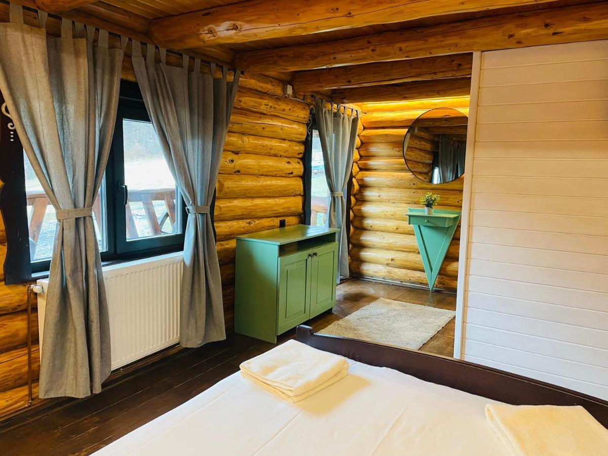 Cabana Din Groapa Frumoasa Рышнов Экстерьер фото