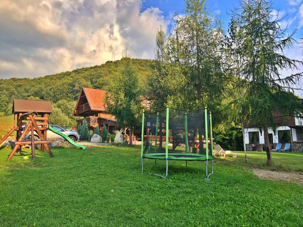 Cabana Din Groapa Frumoasa Рышнов Экстерьер фото
